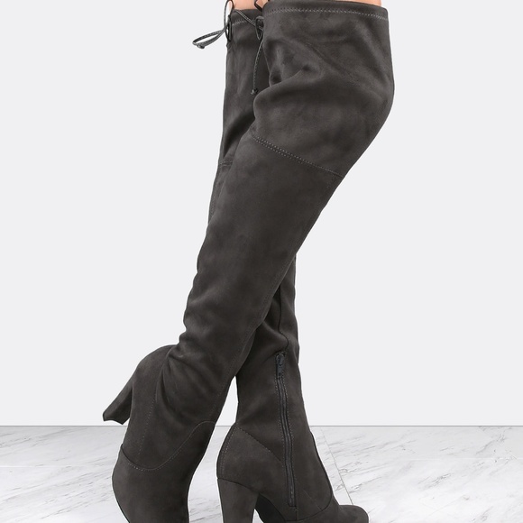 Chunky Tie Up Boots - Picture 3 of 4